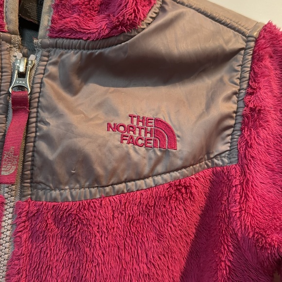 The North Face girl’s Fleece Jacket hood d - Picture 2 of 7